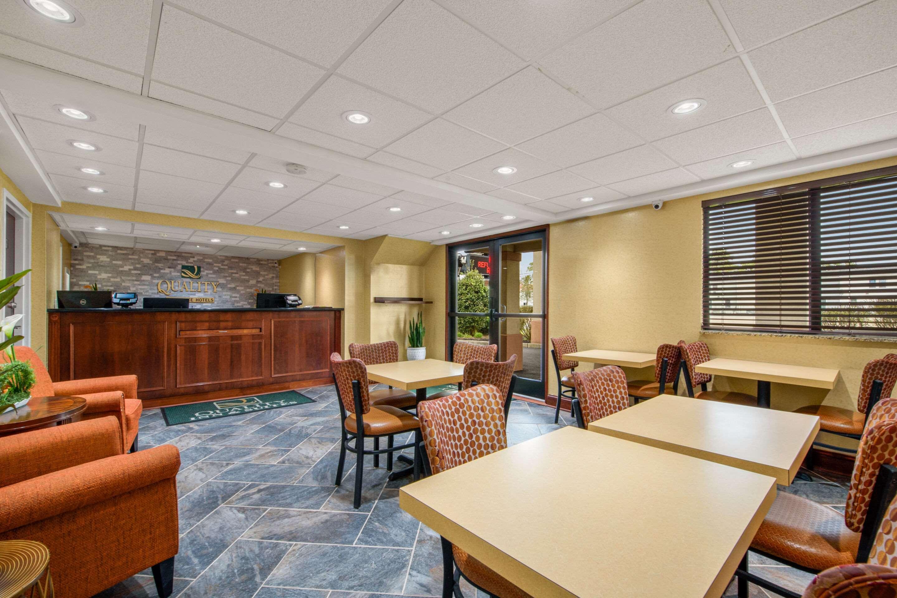 Hibiscus Inn & Suites Absecon Exterior foto